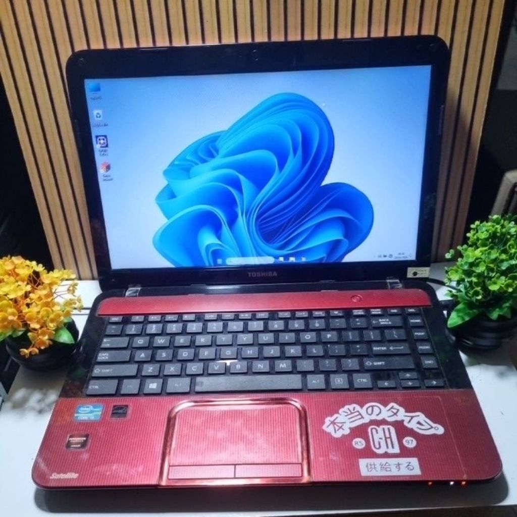 Laptop Gaming Toshiba Satellite L840 Core i5 3210M Amd 7600M