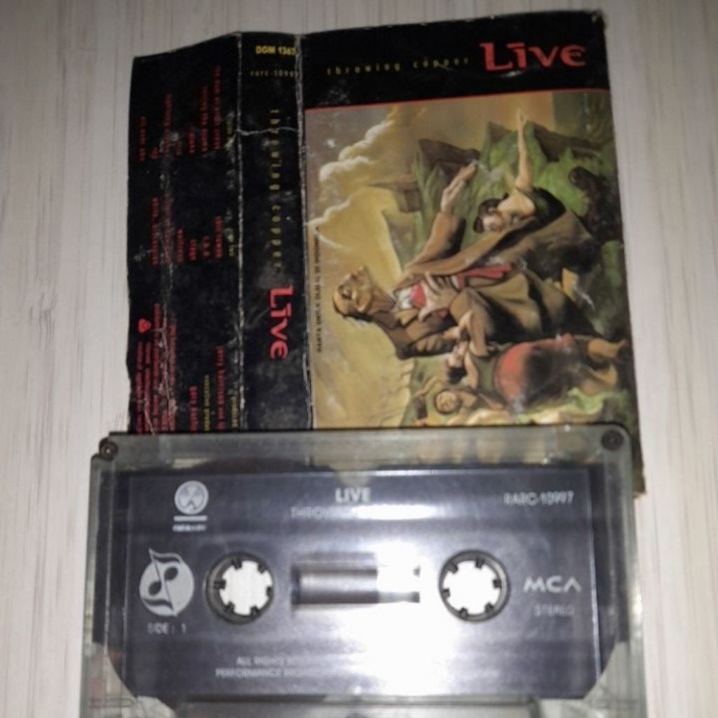 kaset pita live throwing copper