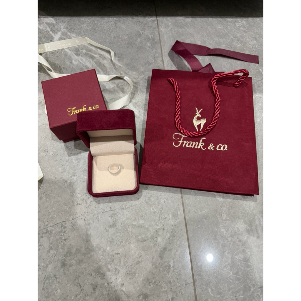 Box Perhiasan Cincin Frank & co