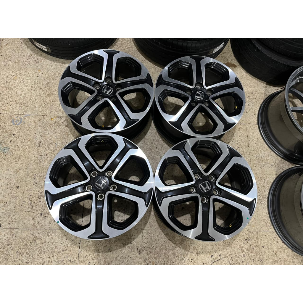 VELG MOBIL BEKAS R17 VELG STD HR-V R17 LEBAR 7 PCD 5X114,3 ET55