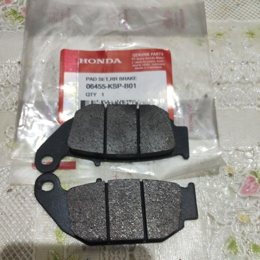 KEMAS PLASTIK B DISPAD BELAKANG CBR 150 CRF KSP FF918