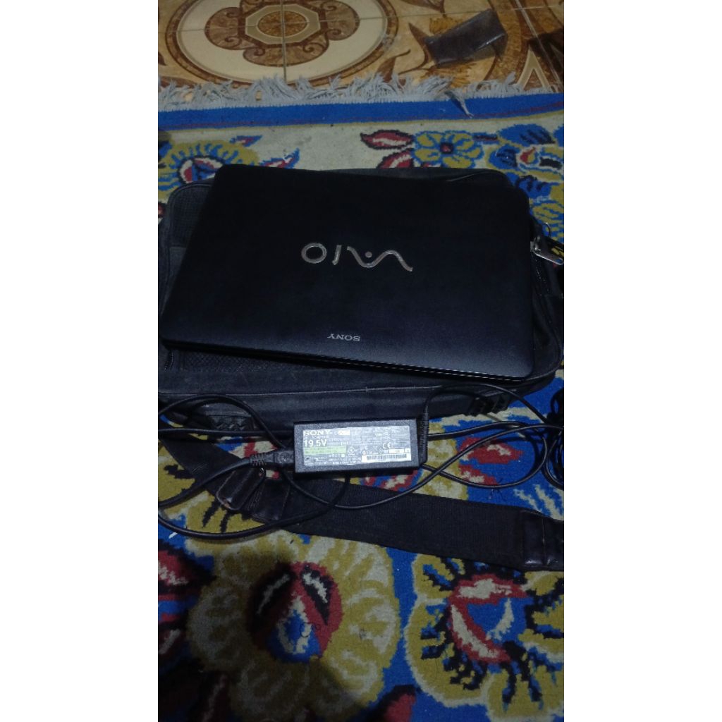 Laptop Sony Vaio I3 Gen 3 NORMAL