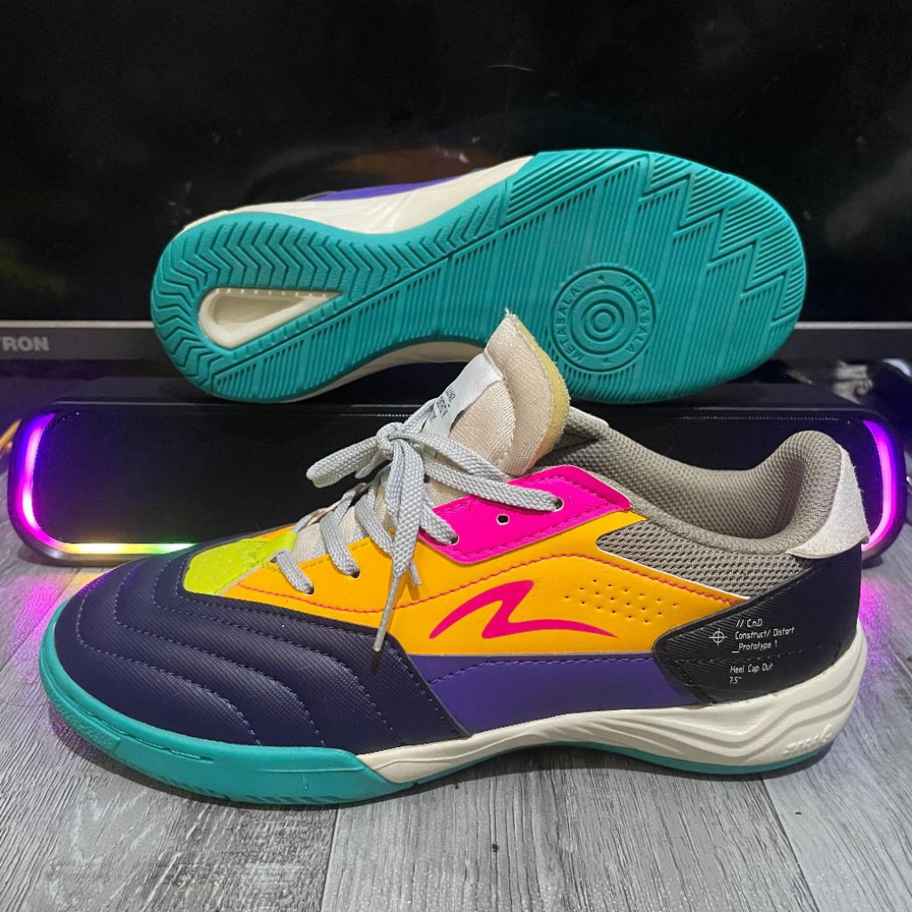 Sepatu Futsal Specs metasala Protype Second size 38 Original
