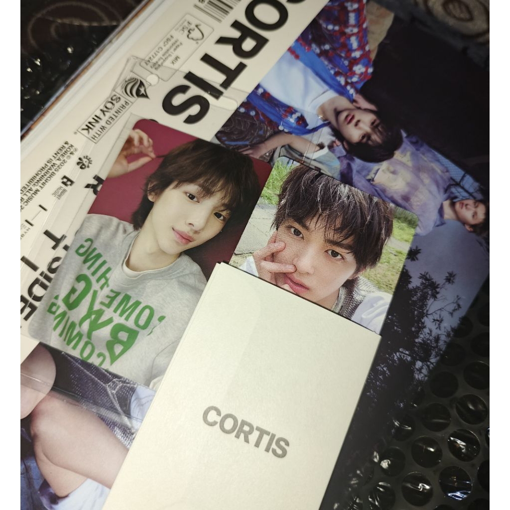 PHOTOCARD CORTIS COLOR OUTSIDE THE LINES PC KEONHO PC JUHOON