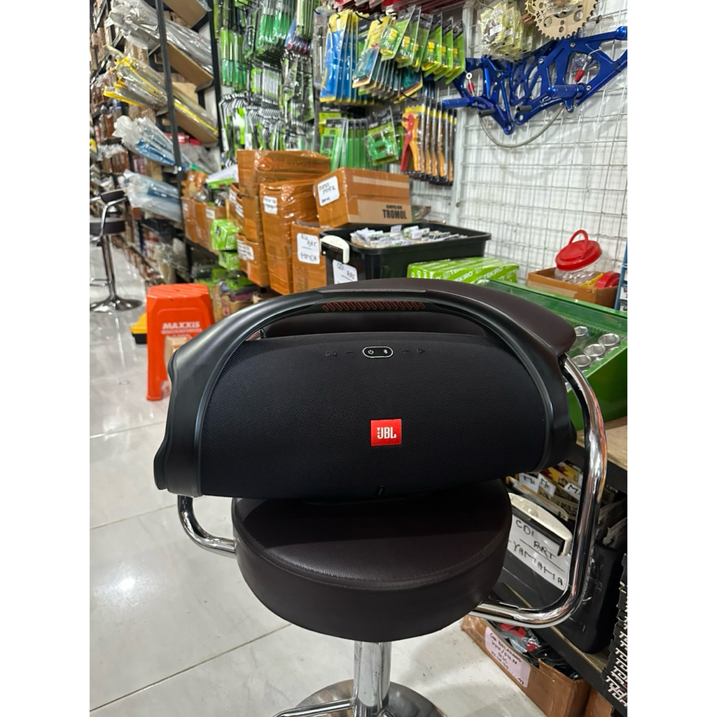 JBL Boombox2