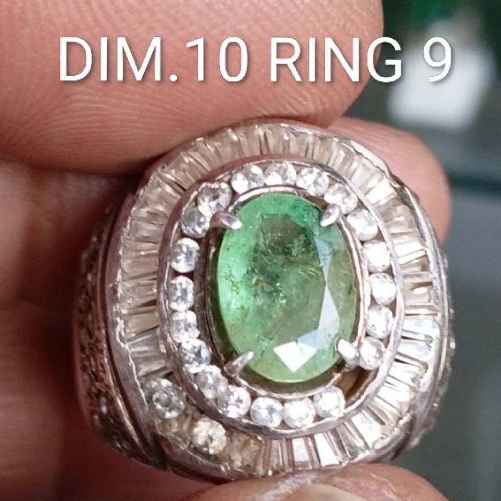 NATURAL EMERALD BERYL COLOMBIA JAMRUD ZAMRUD COLOMBIA LAWASAN