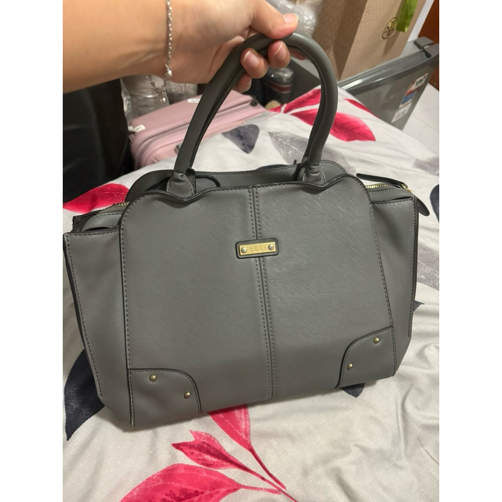 Tas Elle Preloved