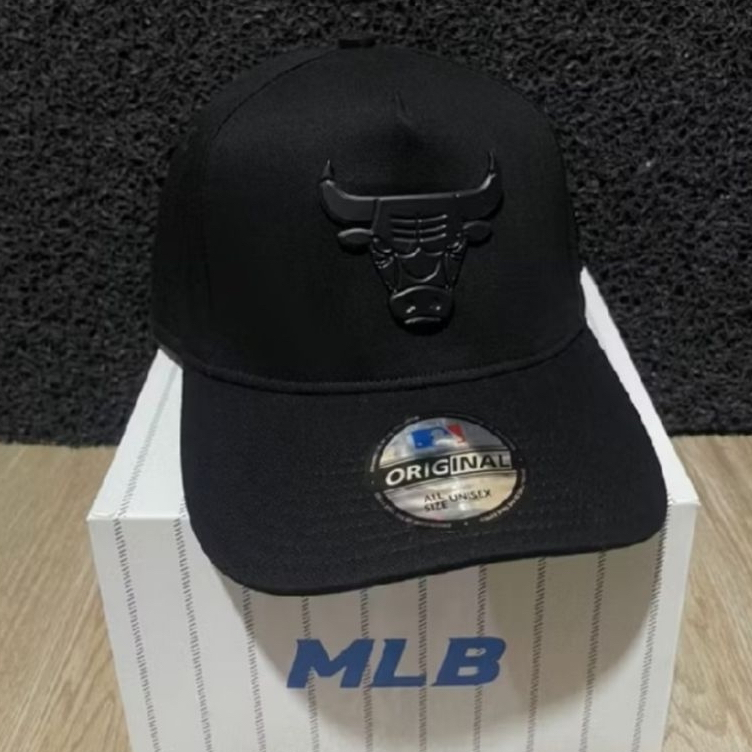 TOPI BASEBALL MLB METAL LOGO BANTENG ORIGINAL FULL BLACK / TOPI LOGO BESI PRIA WANITA / TOPI PLAT LO