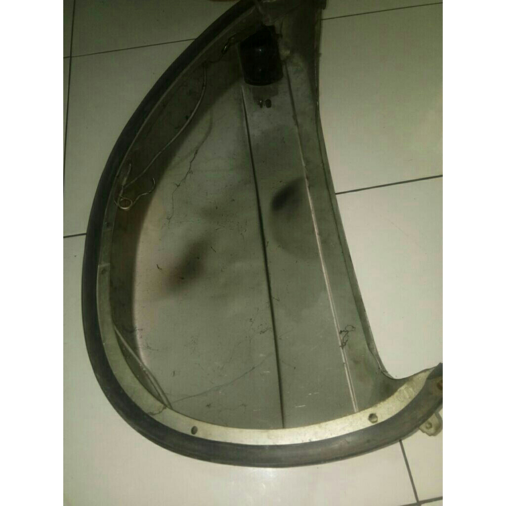 tepong vespa px kanan + sen