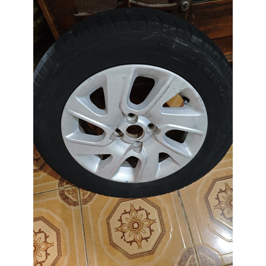 Velg spin chevrolet+ban jual satuan