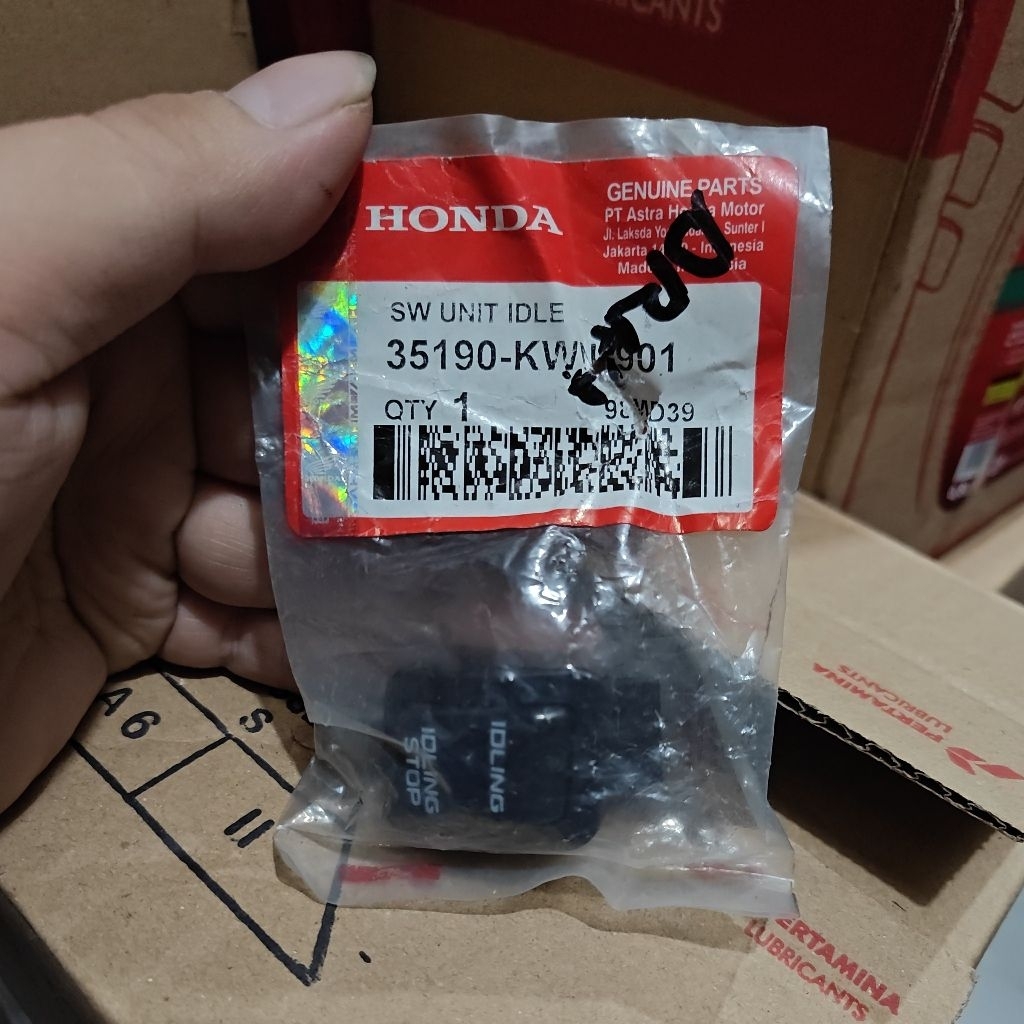 tombol idling stop soket atas (vario 150, beat esp, scoopy esp)