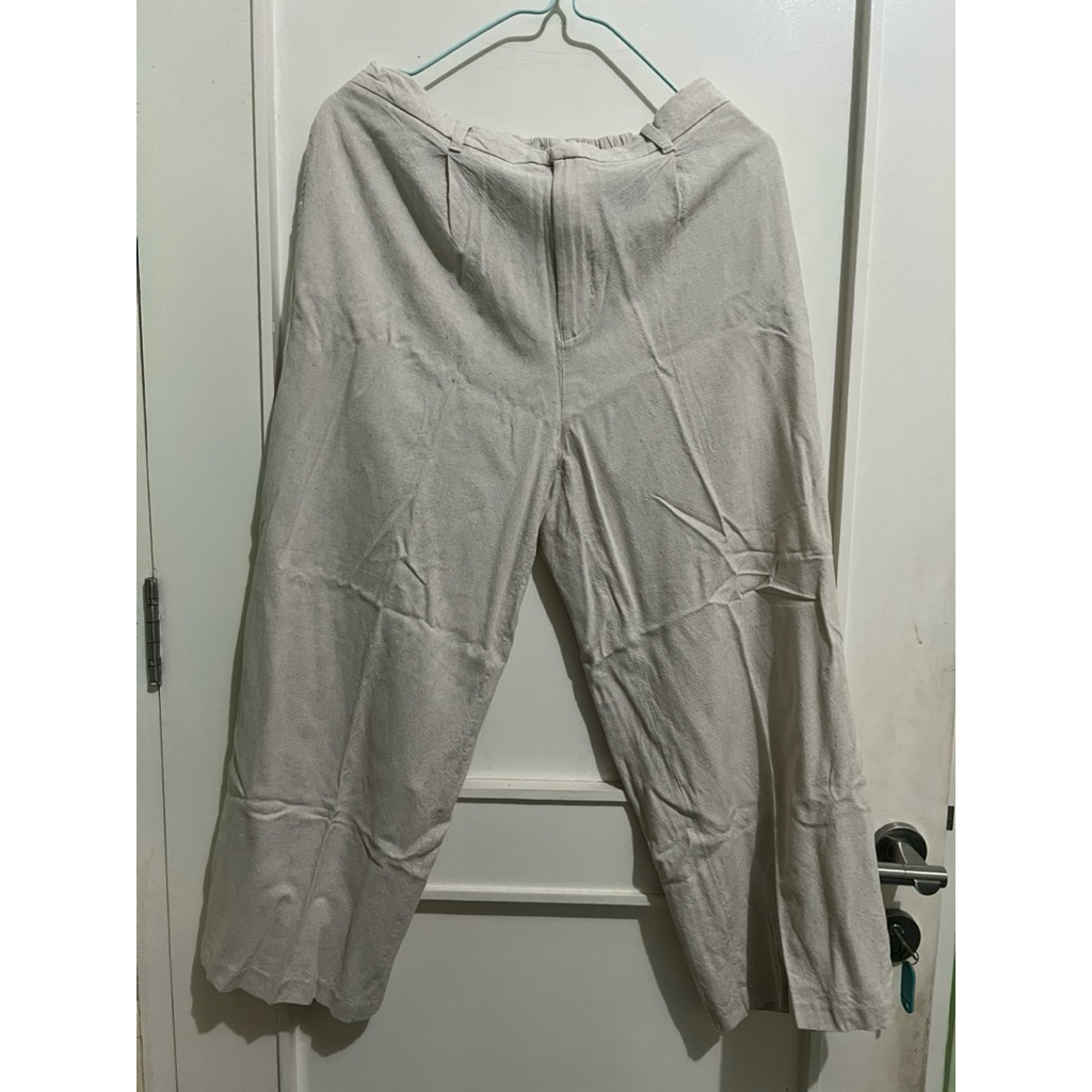 PRELOVED Ecinos Linen Pants
