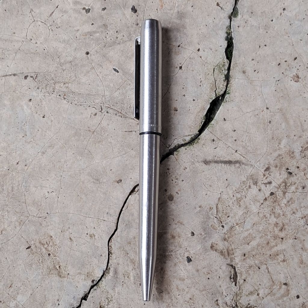 Ballpoint Parker 25 tahun 80 90 an Steinless Steel Asli Jadul Vintage item no 2