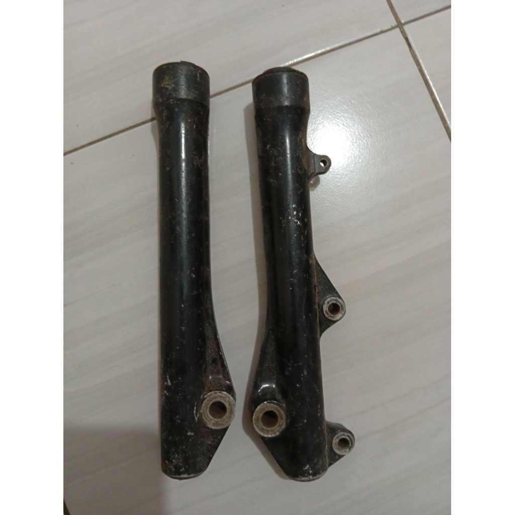 batem shok depan vario karbu beat karbu