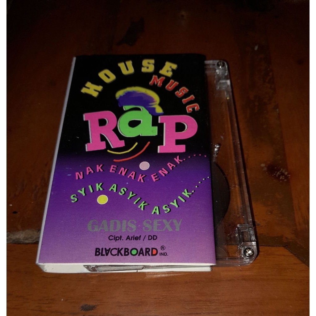 Kaset pita House music Rap
