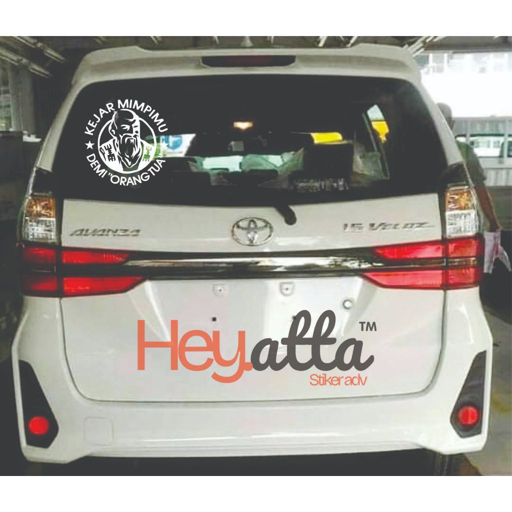 Stiker Mobil Lucu Kejar Mimpimu Demi Orangtua | Cutting Sticker Kaca Belakang Mobil Vinyl Ukuran 8cm