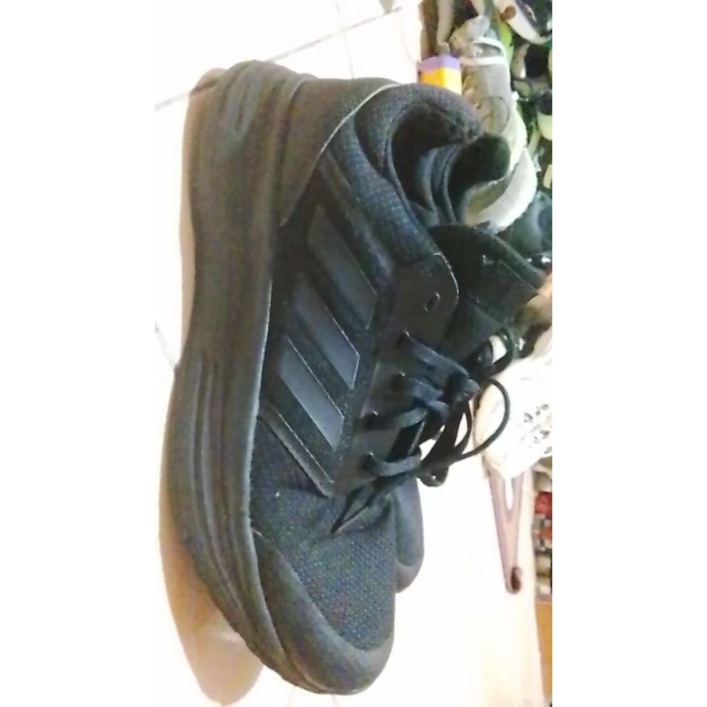 Sepatu Adidas Galaxy 5