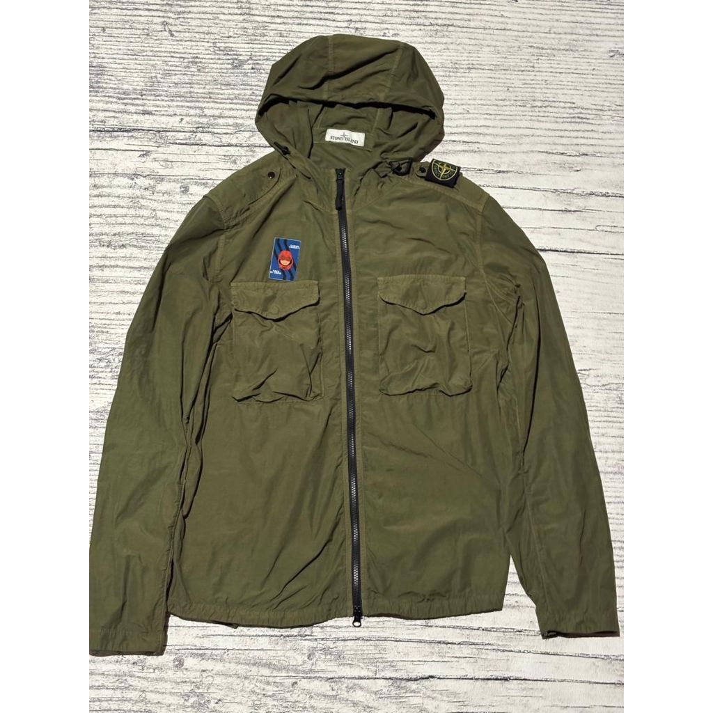 STONE ISLAND NASLAN SHOULDER PATCH