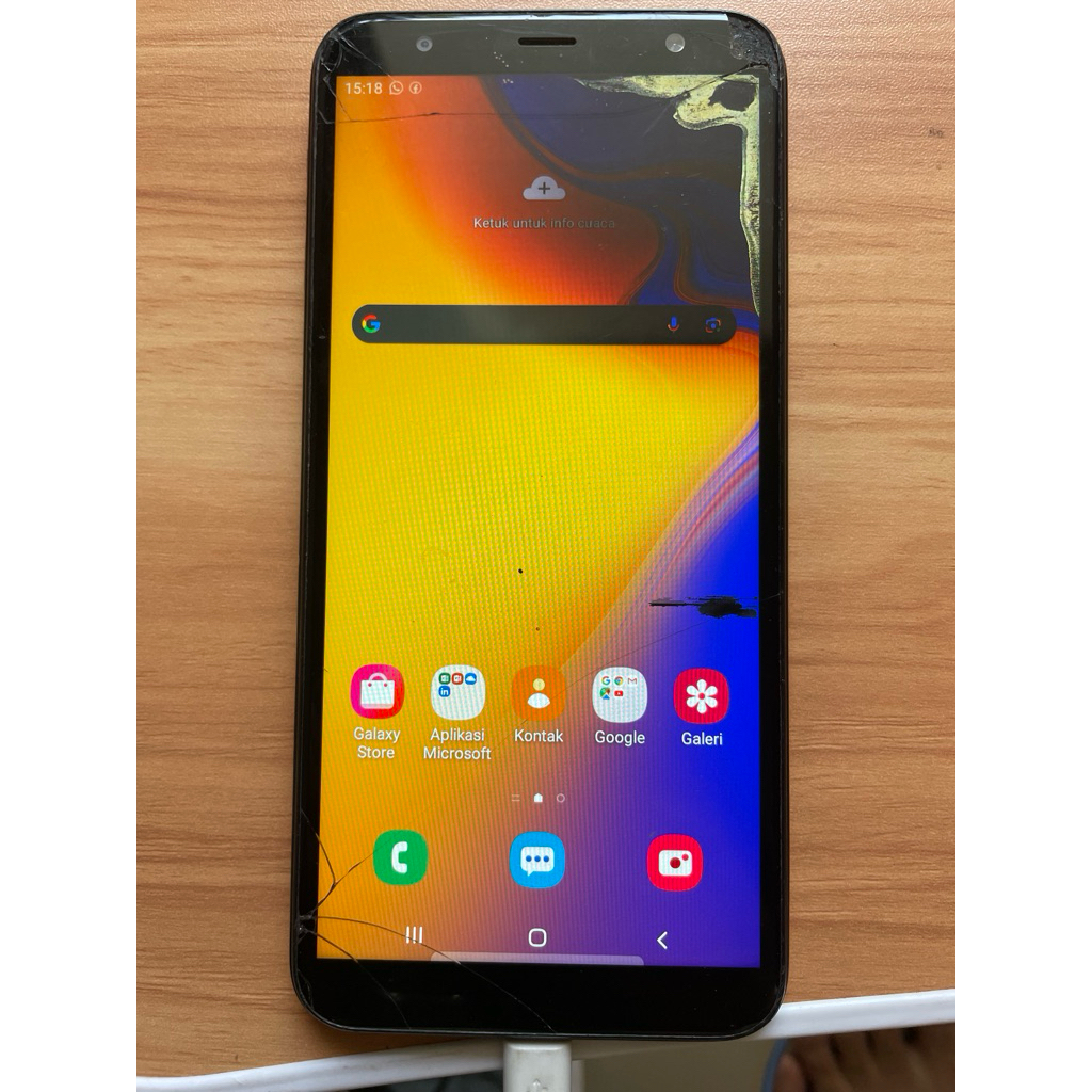 HP Android Samsung Galaxy J+ (second/bekas)