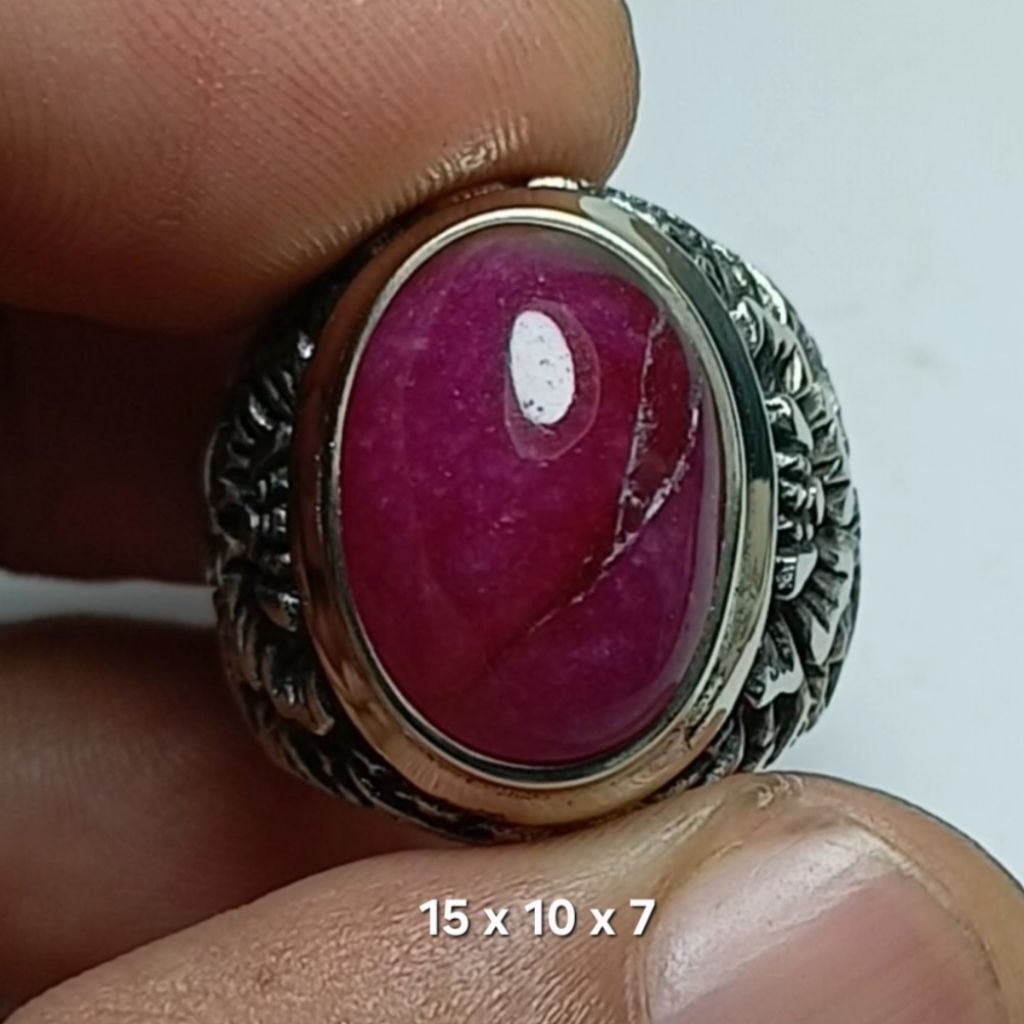 NATURAL BATU RUBY MOZAMBIQ UNIK GARIS DARI BAHAN