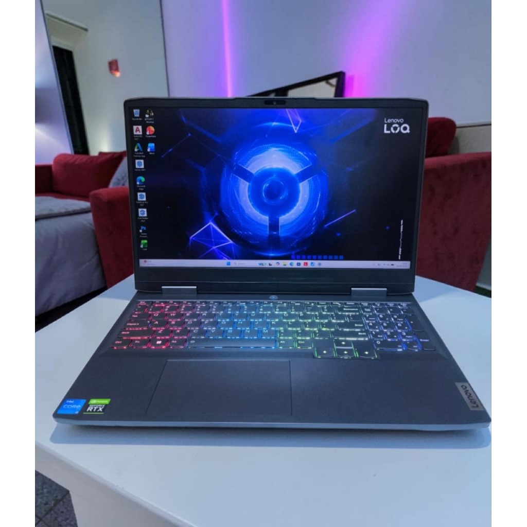 Laptop Gaming LENOVO LOQ NVIDIA RTX 4050 DUAL VGA