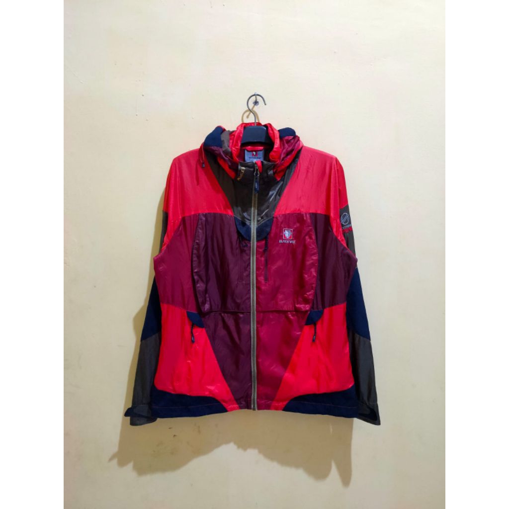 JAKET OUTDOOR BLACKYAK