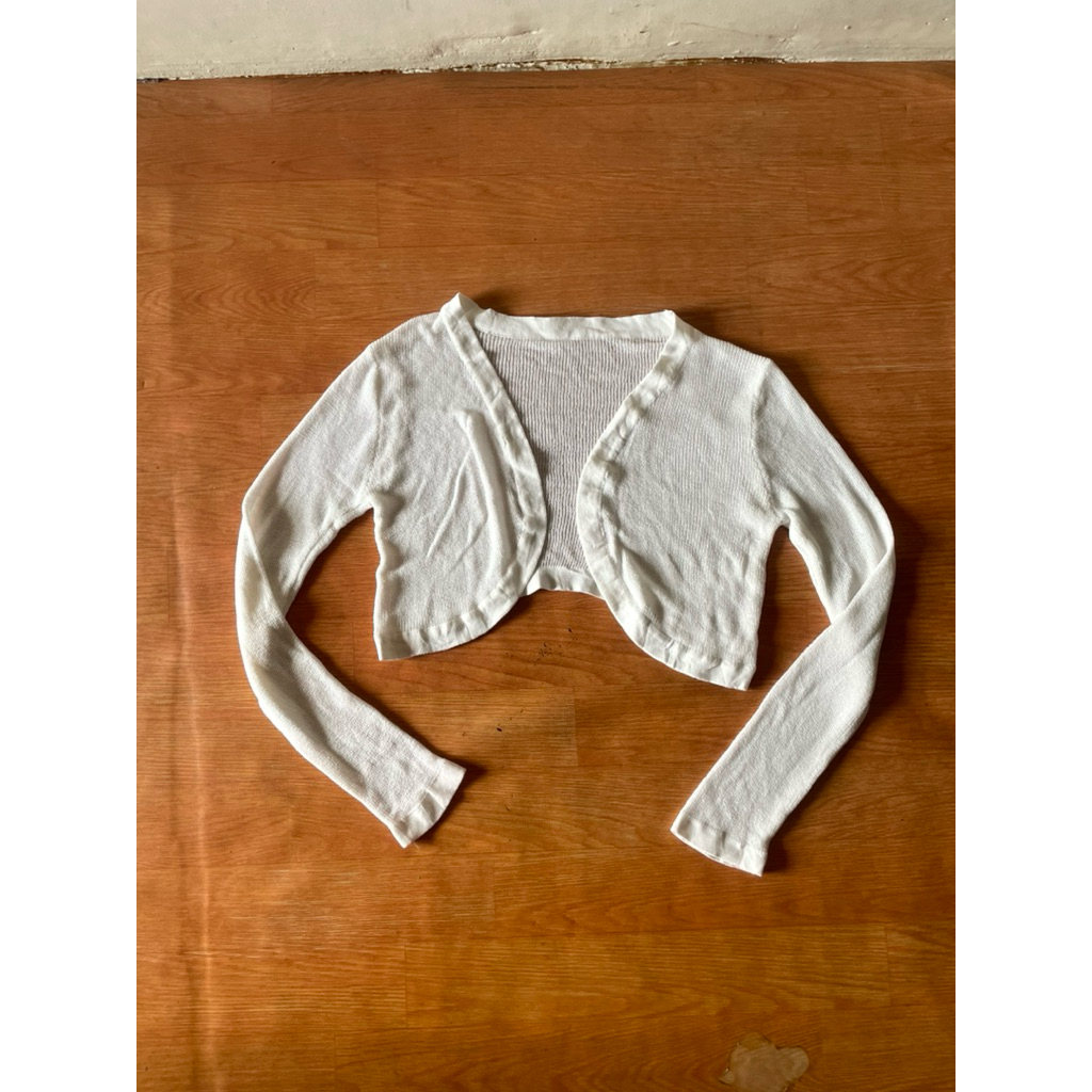 Outer Putih Crop KnitStreach