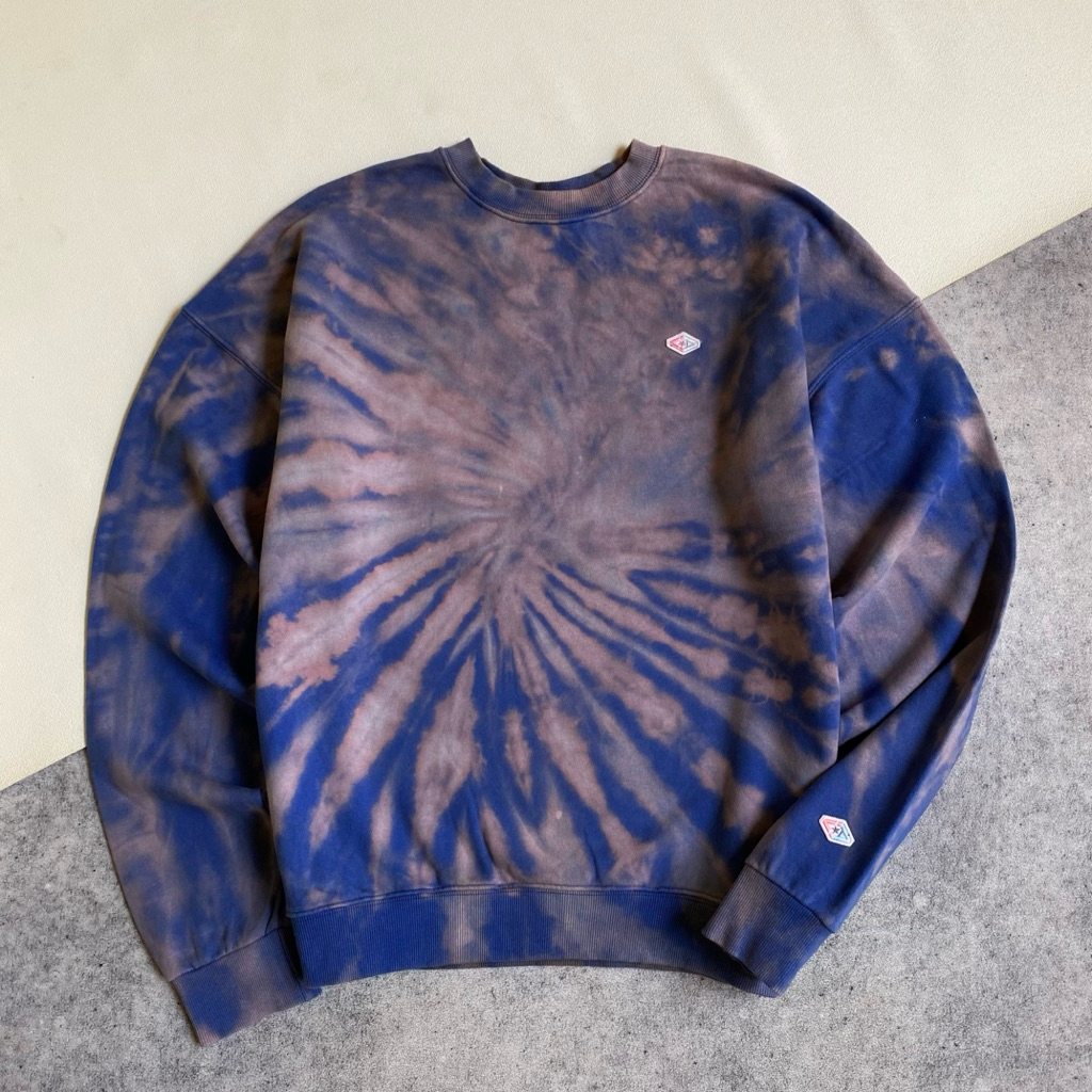 CREWNECK ACOVER