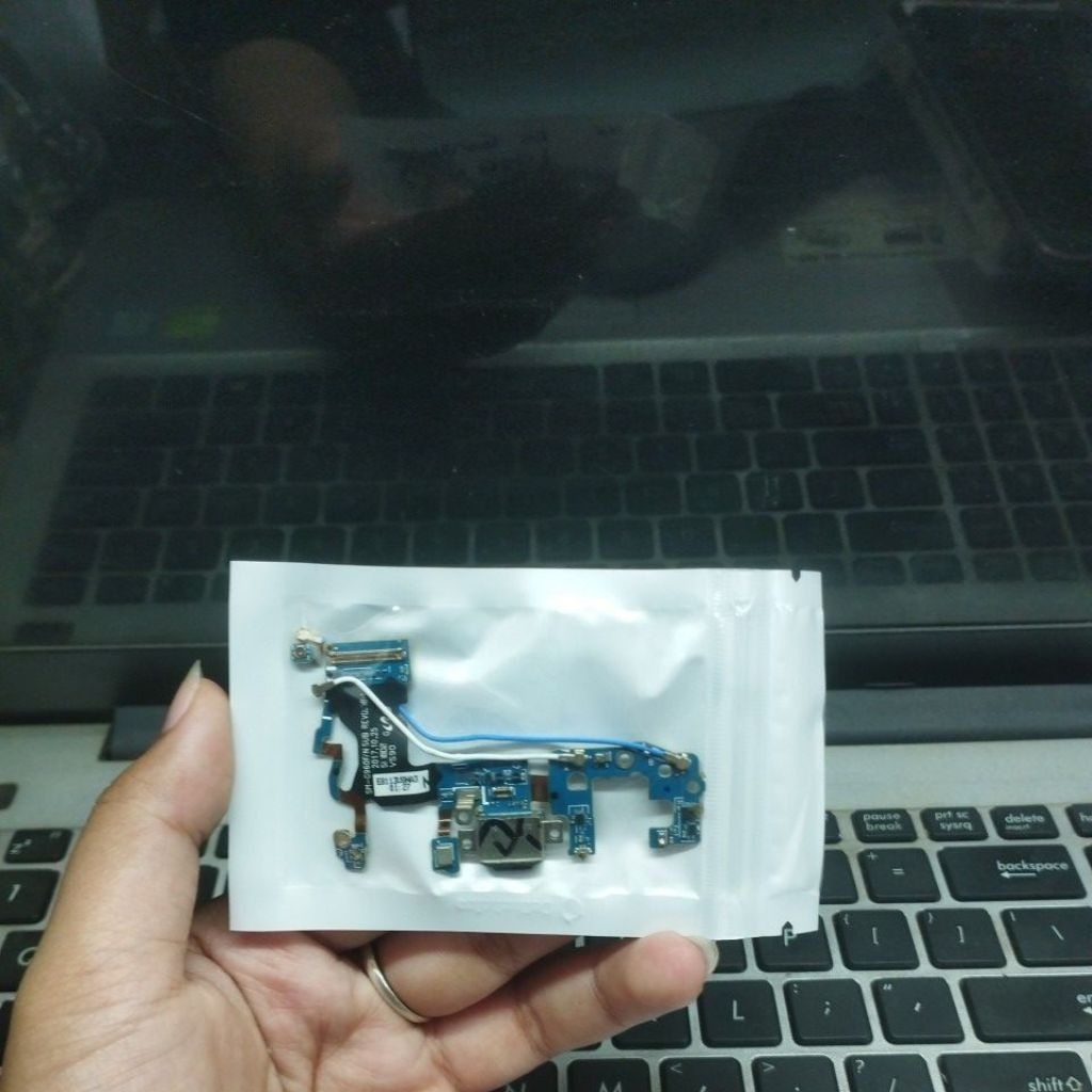 FLEXI CHARGER SAMSUNG S9 ORIGINAL BEKAS COPOTAN