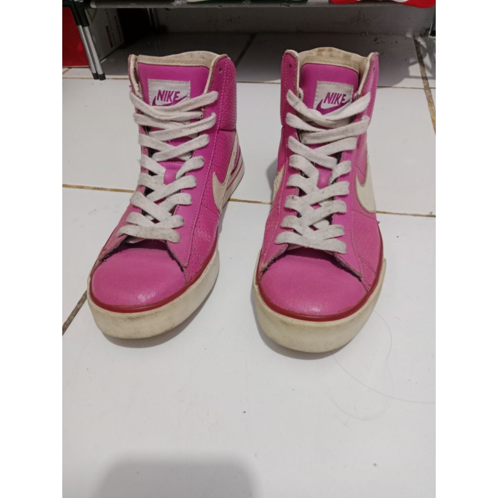 SEPATU SECOND NIKE BLAZZER PINK sz38