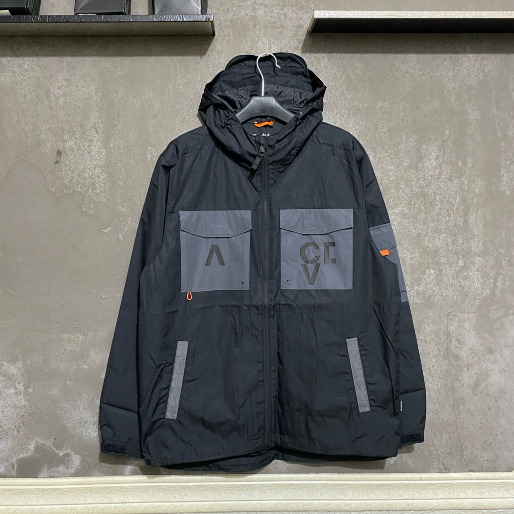 JACKET OUTDOOR BLOODS BRAUN BLACK ORIGINAL.!!