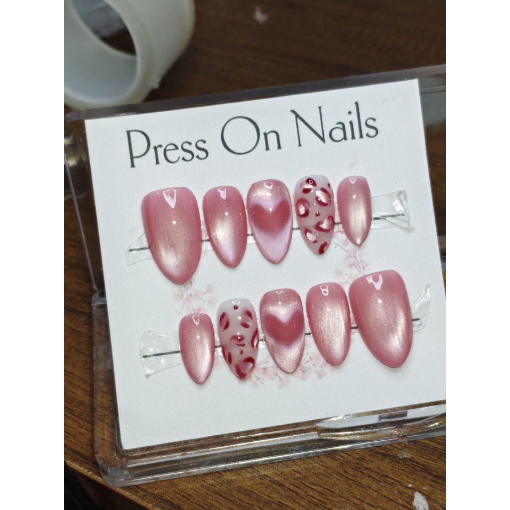 Press on nails leopard kuku palsu bisa request warna dan motif