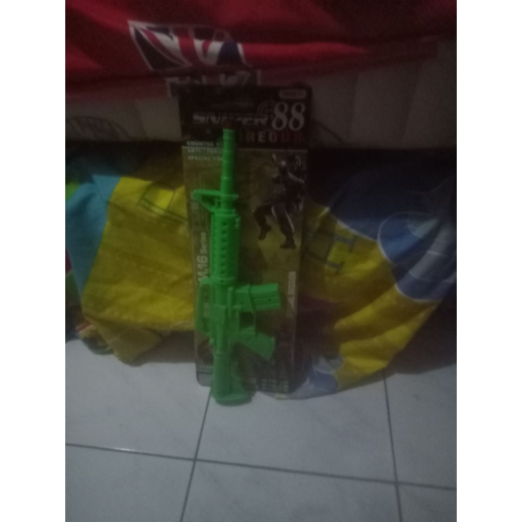 mainan tembakan bunyi kretek