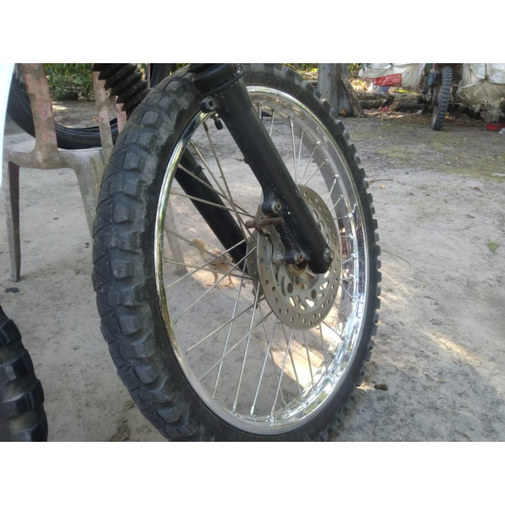 Ban luar+dalam sama velag ring 21.(tromol tidak ikut (bekas)