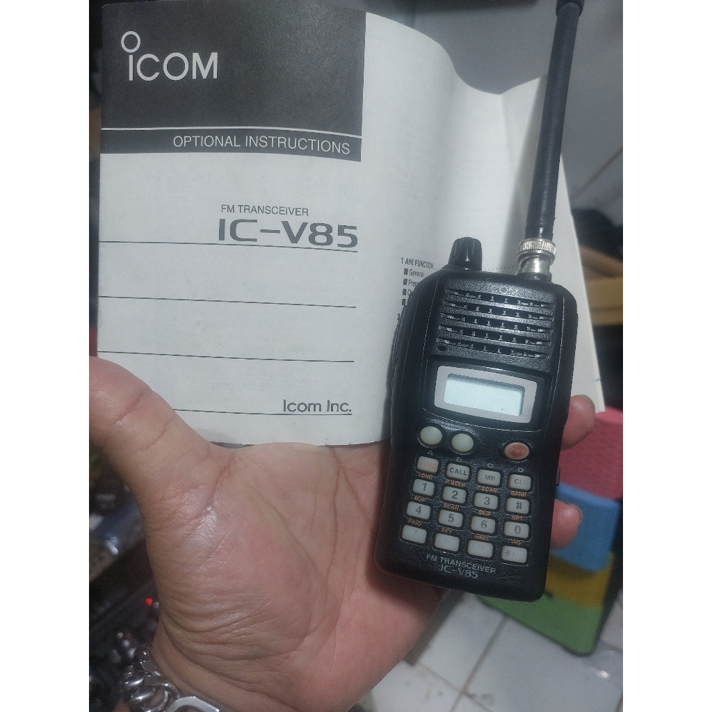 Ht Icom V85 Batangan VHF Walkie Talkie ICOM IC-V85 Normal Tanpa Charger