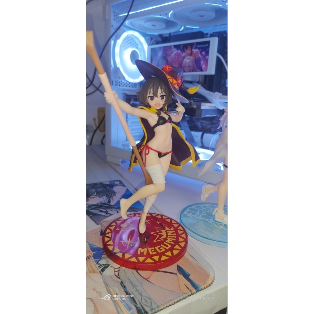 megumin swim