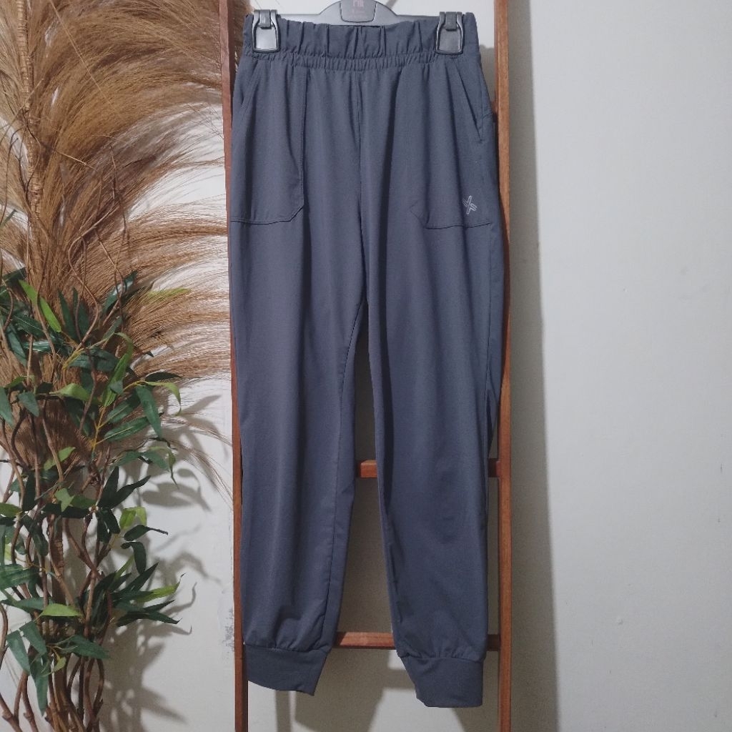 Celana jogger wanita Xexymix
