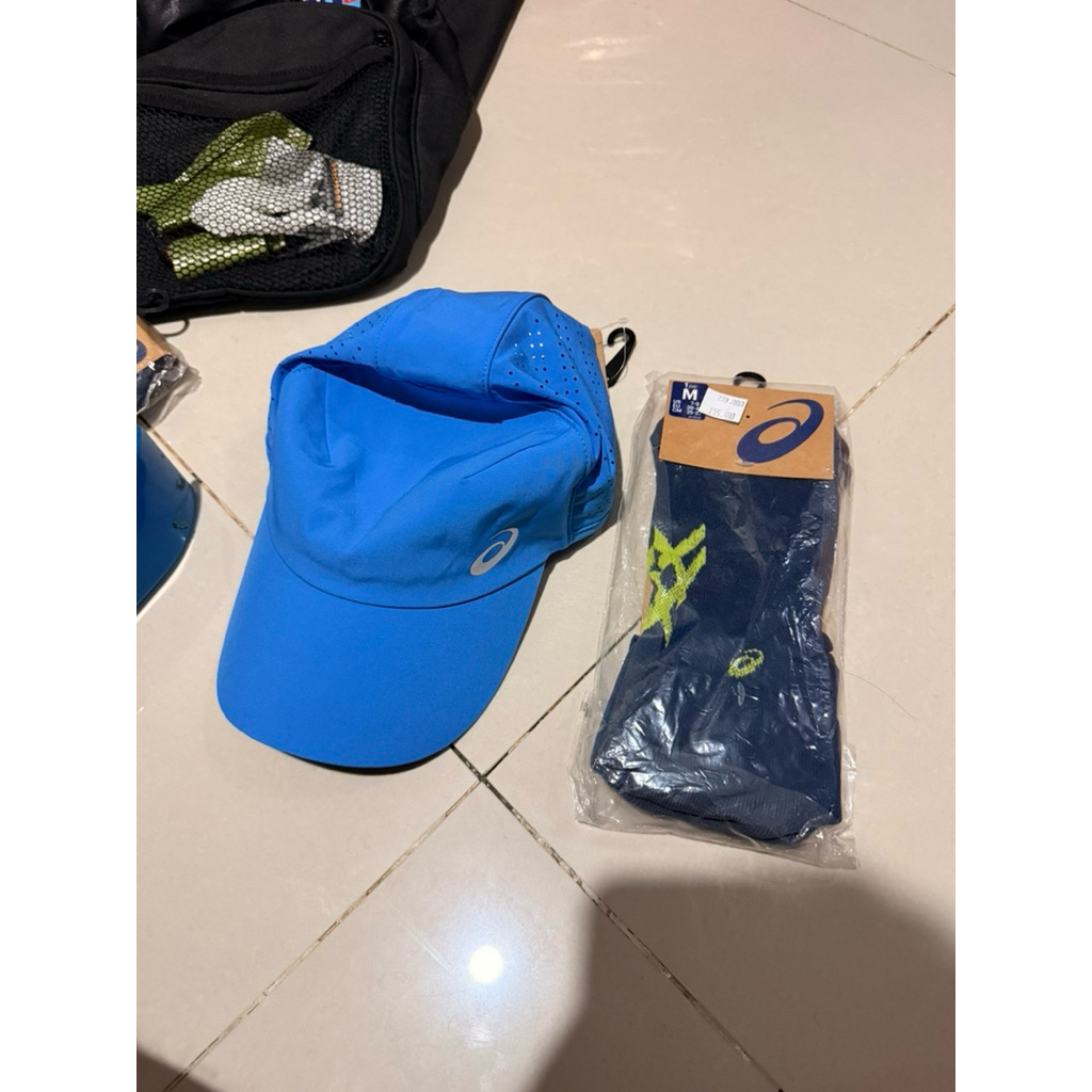 topi asics woven cap blue dan socks asics dan topi adiduy