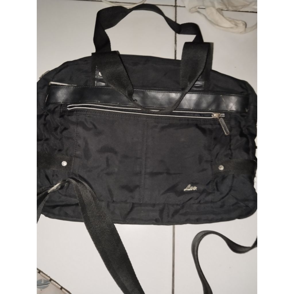 Preloved Sling Bag Lecaf Hitam