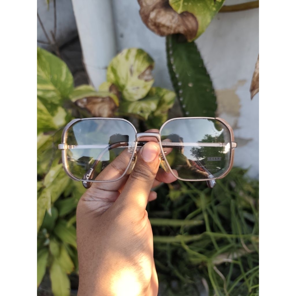 kacamata vintage merk Zeiss West Germany 5551