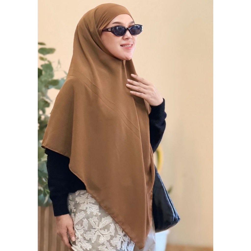 Hijab Khiban Bandana LR Hijab Syar'i Kekinian untuk Tampilan Modern dan Elegan