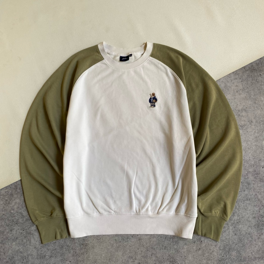 CREWNECK YALE UNIVERSITY