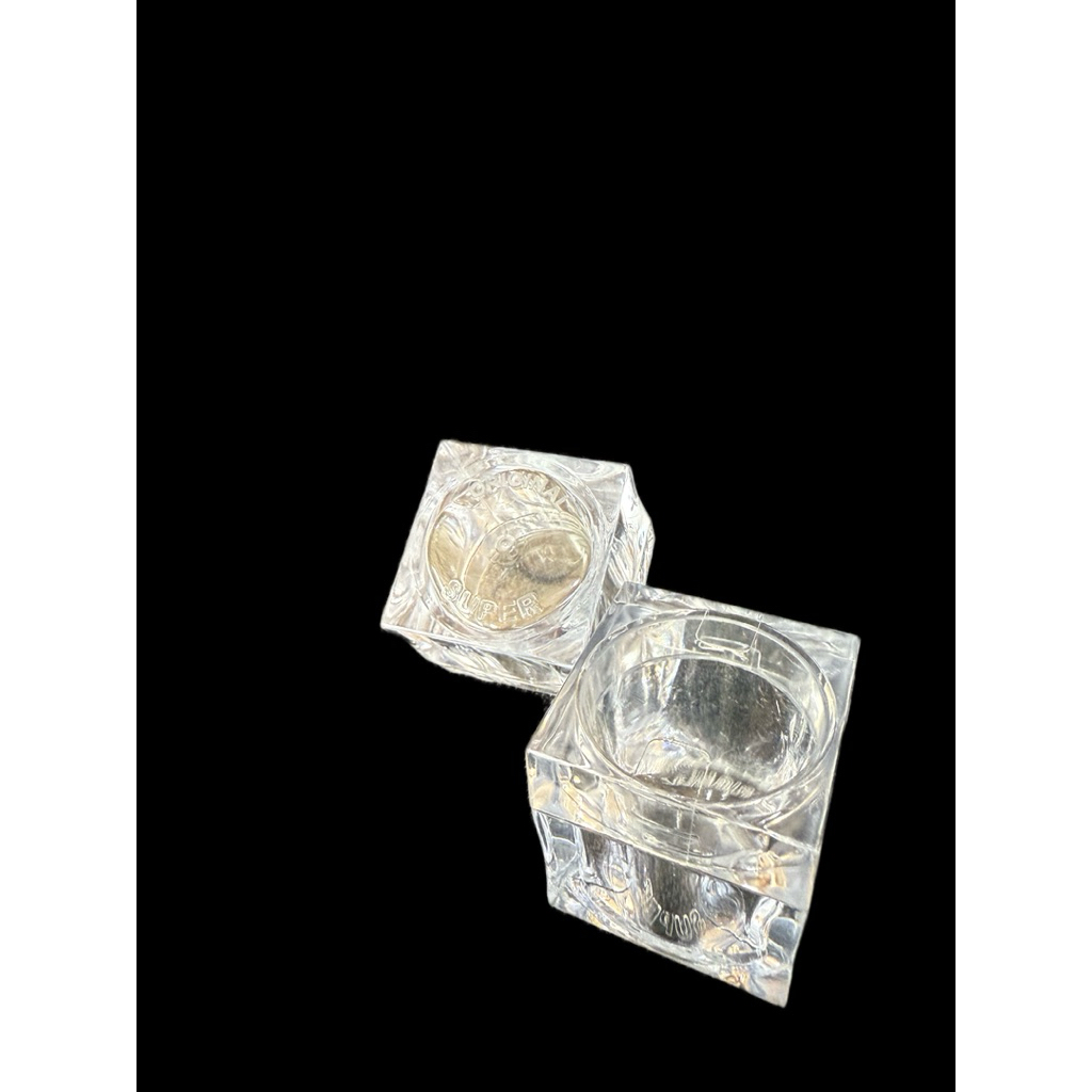 pot cream acrylic bening