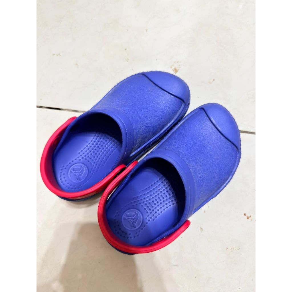 preloved sepatu anak 'crocs'