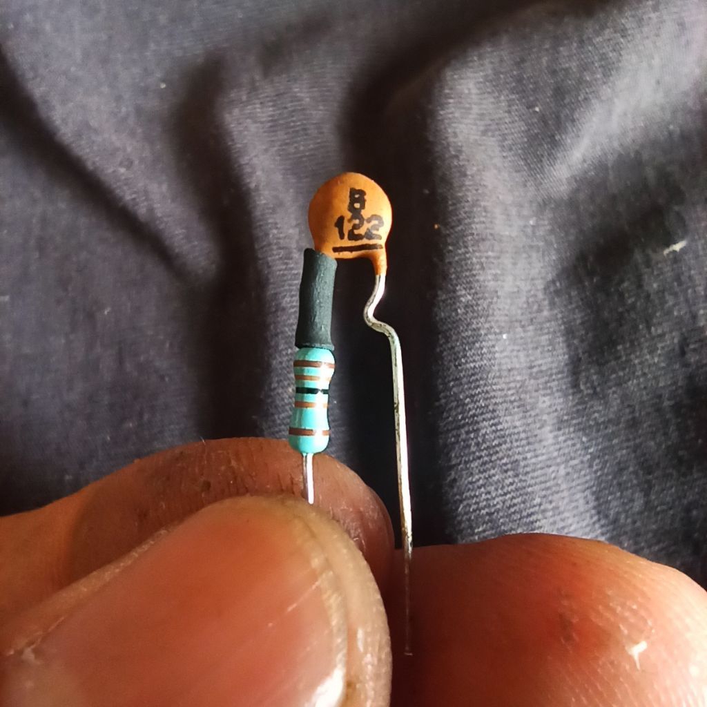 Treble Bleed Gitar Kinman Style Capacitor 0.0012uf + Resistor 130k Volume Gitar Anti Tumpul