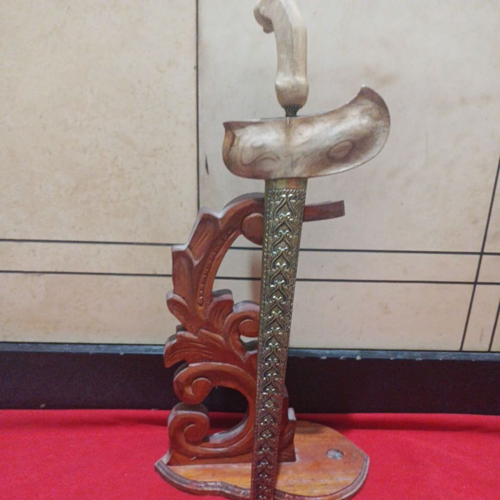 Keris Kyai Brojol Garapan Halus,Pamor Bonang Rinenteng