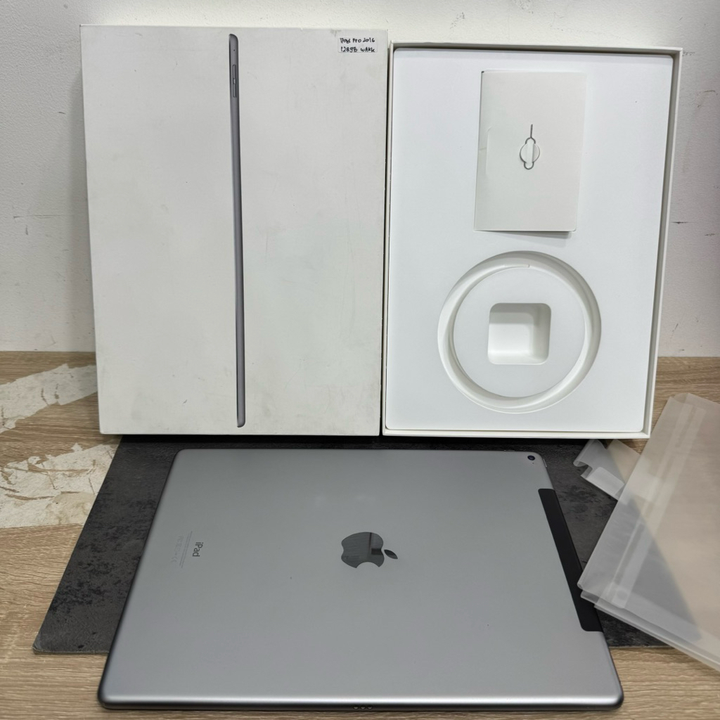 Ipad Pro 2016 13–Inch 128gb Fullset Second Garansi Resmi