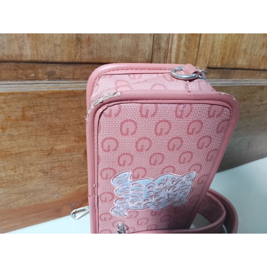 tas Gosh Preloved