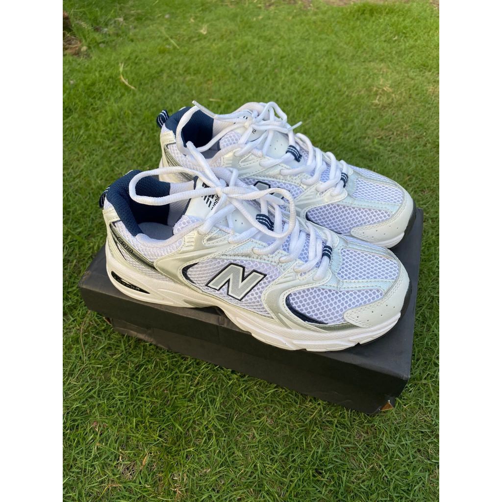 SEPATU SECOND NB 530