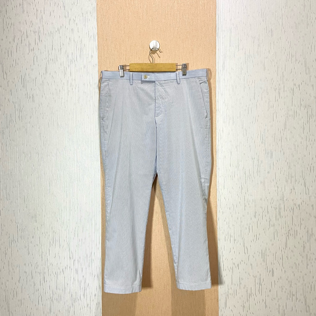 Work Pants UNIQLO Pinstripe Regular Fit / Celana Bahan Pria / JP487 / Size 35